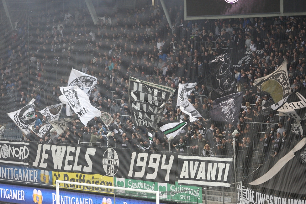 Sturm Graz - Innsbruck
Oesterreichische Fussball Bundesliga, 13. Runde, SK Sturm Graz - FC Wacker Innsbruck, Stadion Liebenau Graz, 03.11.2018. 

Foto zeigt Fans von Sturm
