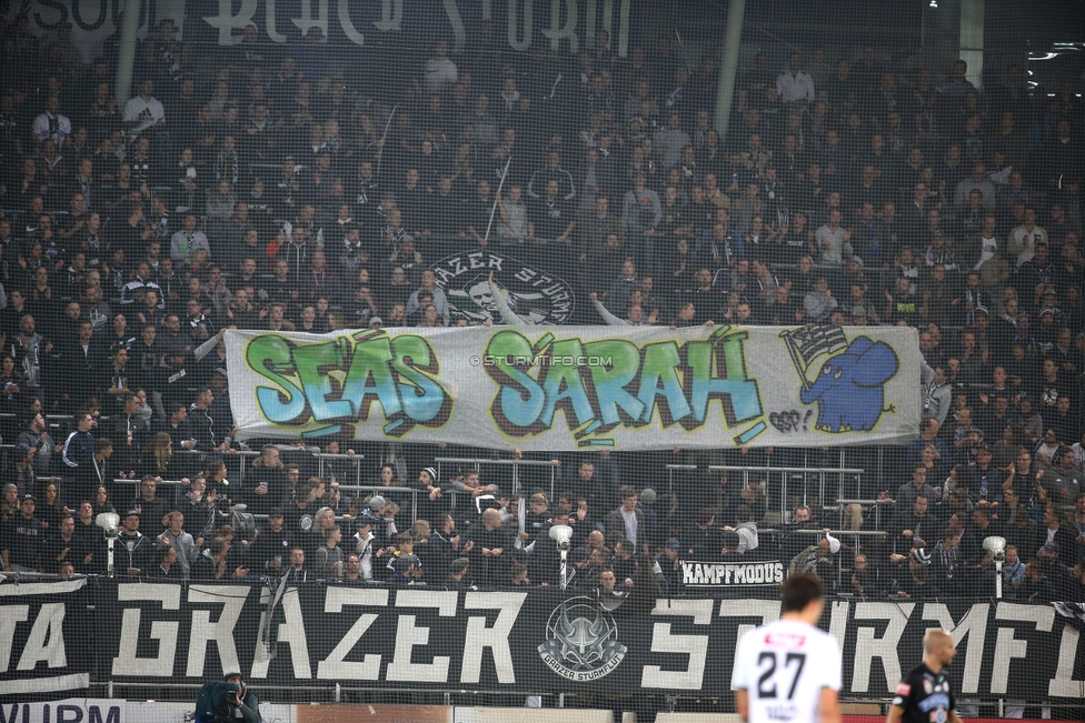 Sturm Graz - Innsbruck
Oesterreichische Fussball Bundesliga, 13. Runde, SK Sturm Graz - FC Wacker Innsbruck, Stadion Liebenau Graz, 03.11.2018. 

Foto zeigt Fans von Sturm mit einem Spruchband
