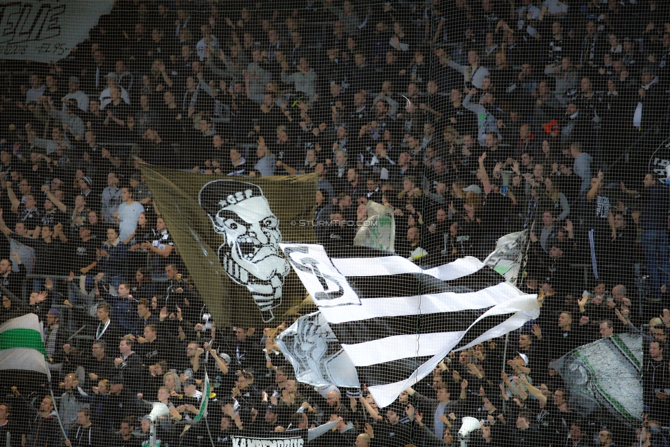 Sturm Graz - Innsbruck
Oesterreichische Fussball Bundesliga, 13. Runde, SK Sturm Graz - FC Wacker Innsbruck, Stadion Liebenau Graz, 03.11.2018. 

Foto zeigt Fans von Sturm
