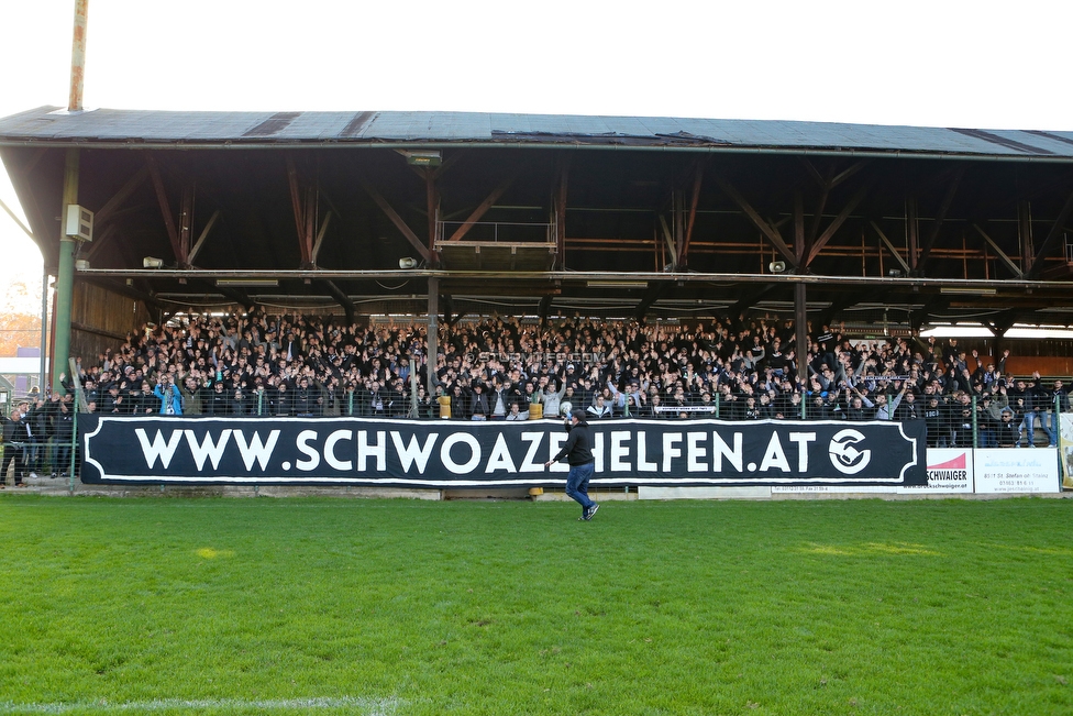 Sturm Graz - St. Poelten
Oesterreichische Fussball Bundesliga, 14. Runde, SK Sturm Graz - FC Wacker Innsbruck, Stadion Liebenau Graz, 10.11.2018. 

Foto zeigt Fans von Sturm mit einem Spruchband
