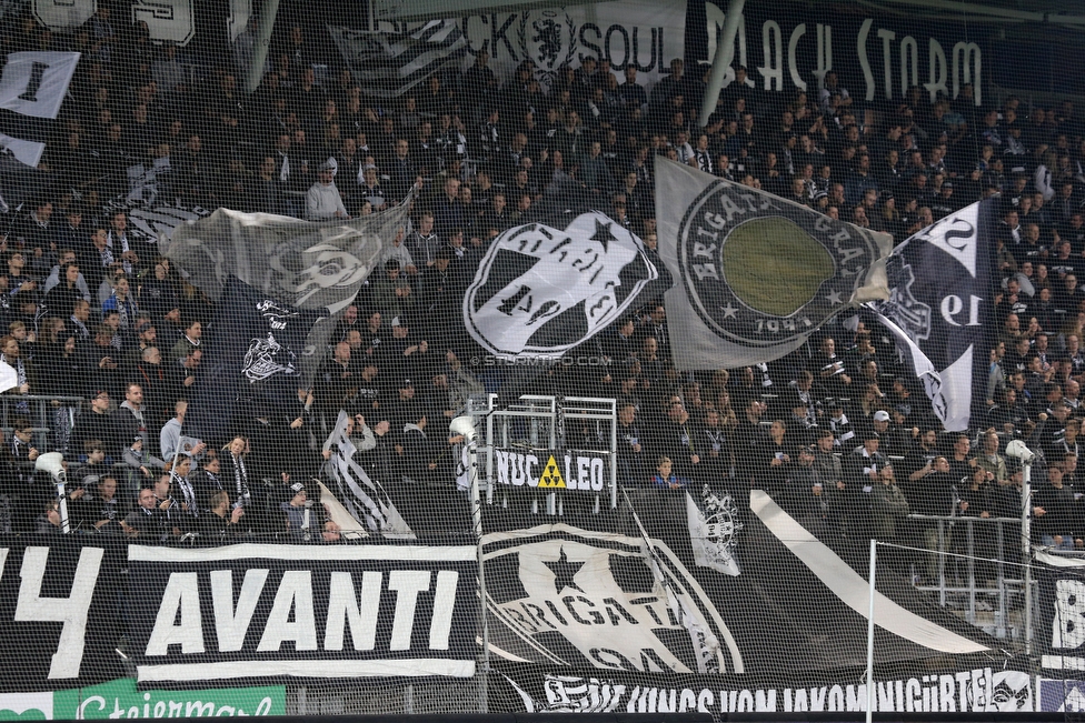 Sturm Graz - St. Poelten
Oesterreichische Fussball Bundesliga, 14. Runde, SK Sturm Graz - FC Wacker Innsbruck, Stadion Liebenau Graz, 10.11.2018. 

Foto zeigt Fans von Sturm
