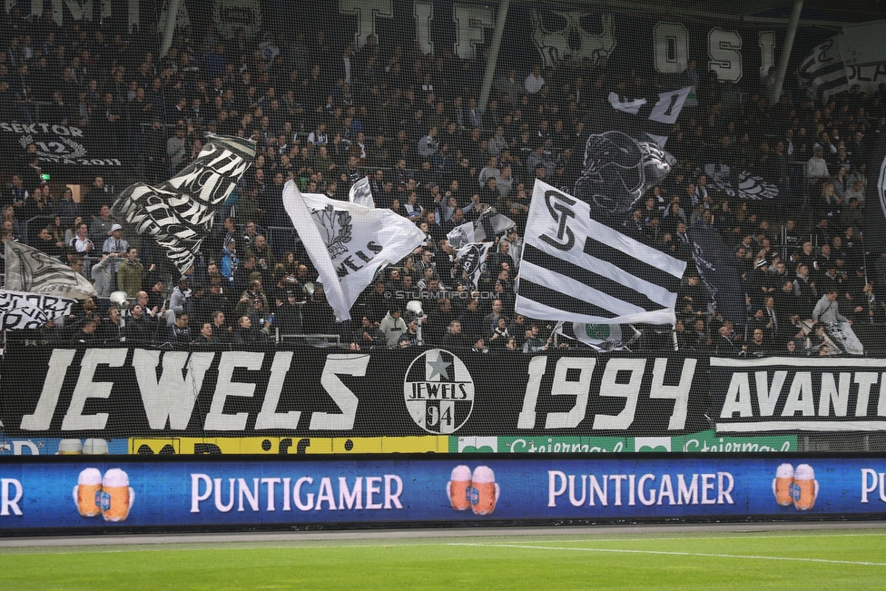 Sturm Graz - St. Poelten
Oesterreichische Fussball Bundesliga, 14. Runde, SK Sturm Graz - FC Wacker Innsbruck, Stadion Liebenau Graz, 10.11.2018. 

Foto zeigt Fans von Sturm
