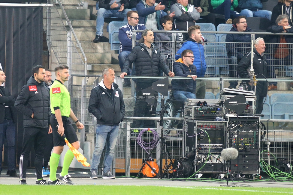 Sturm Graz - St. Poelten
Oesterreichische Fussball Bundesliga, 14. Runde, SK Sturm Graz - FC Wacker Innsbruck, Stadion Liebenau Graz, 10.11.2018. 

Foto zeigt Guenther Neukirchner (Cheftrainer Sturm) auf der Tribuene
