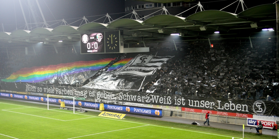 Sturm Graz - Wolfsberg
Oesterreichische Fussball Bundesliga, 16. Runde, SK Sturm Graz - Wolfsberger AC, Stadion Liebenau Graz, 02.12.2018. 

Foto zeigt Fans von Sturm mit einer Choreografie
