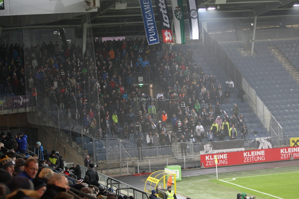 Sturm Graz - Wolfsberg
Oesterreichische Fussball Bundesliga, 16. Runde, SK Sturm Graz - Wolfsberger AC, Stadion Liebenau Graz, 02.12.2018. 

Foto zeigt Fans von Wolfsberg
