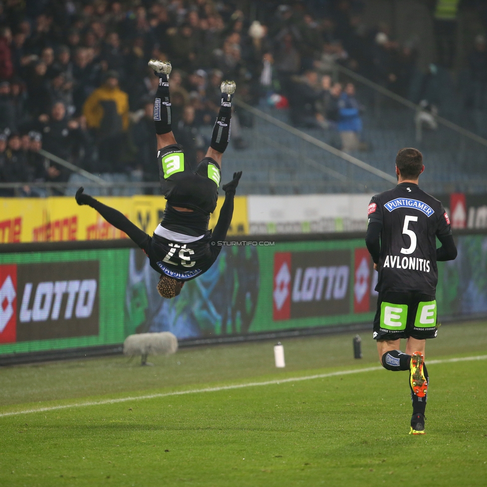 Sturm Graz - Wolfsberg
Oesterreichische Fussball Bundesliga, 16. Runde, SK Sturm Graz - Wolfsberger AC, Stadion Liebenau Graz, 02.12.2018. 

Foto zeigt Emeka Friday Eze (Sturm) und Anastasios Avlonitis (Sturm)
Schlüsselwörter: torjubel