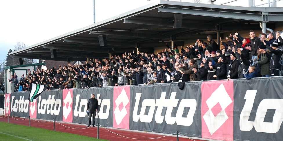 Vorbereichte Rapid Wien - Sturm Graz
Oesterreichische Fussball Bundesliga, 17. Runde, Vorberichte SK Rapid Wien - SK Sturm Graz, Trainingszentrum Messendorf, 08.12.2018. 

Foto zeigt Fans von Sturm
