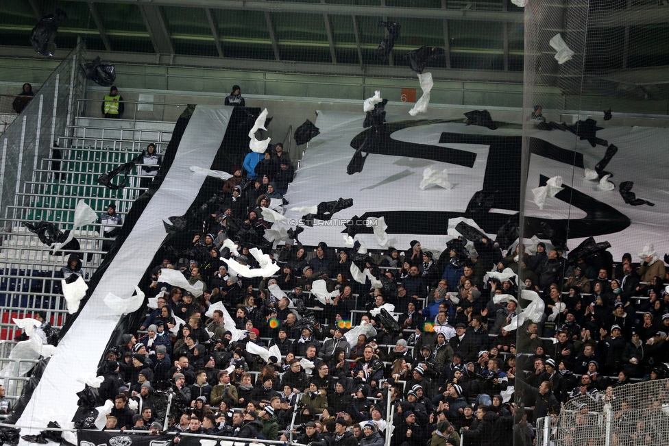 Rapid Wien - Sturm Graz
Oesterreichische Fussball Bundesliga, 17. Runde, SK Rapid Wien - SK Sturm Graz, Weststadion Wien, 09.12.2018. 

Foto zeigt Fans von Sturm mit einer Choreografie
