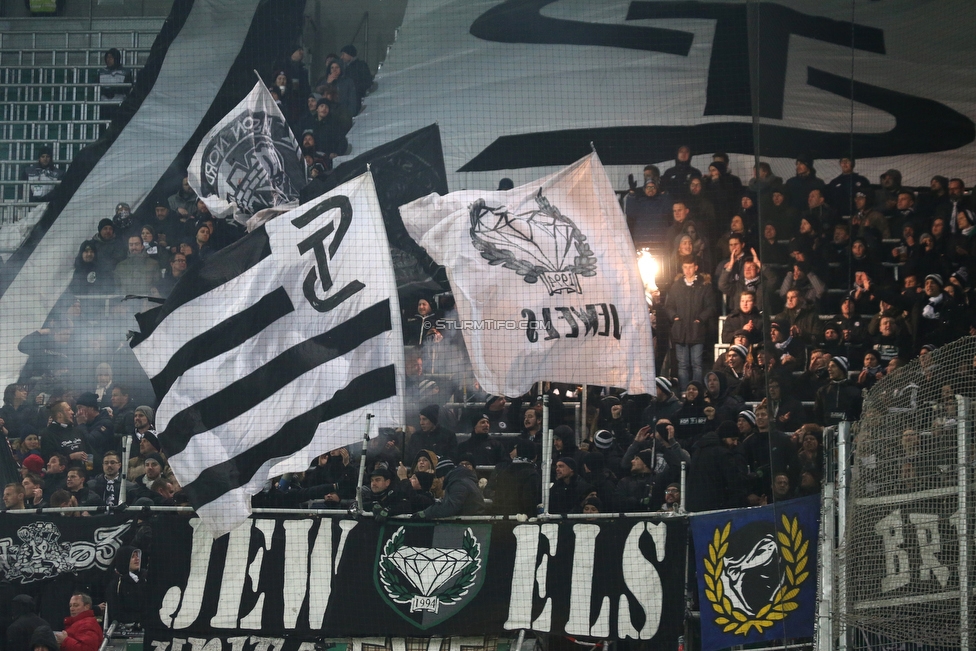 Rapid Wien - Sturm Graz
Oesterreichische Fussball Bundesliga, 17. Runde, SK Rapid Wien - SK Sturm Graz, Weststadion Wien, 09.12.2018. 

Foto zeigt Fans von Sturm
Schlüsselwörter: pyrotechnik