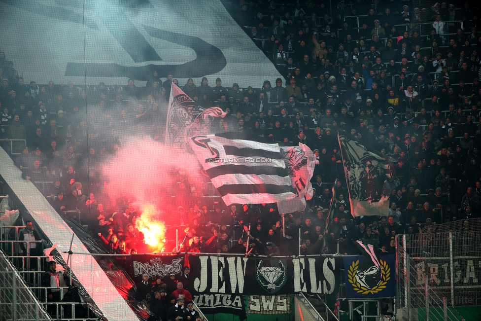 Rapid Wien - Sturm Graz
Oesterreichische Fussball Bundesliga, 17. Runde, SK Rapid Wien - SK Sturm Graz, Weststadion Wien, 09.12.2018. 

Foto zeigt Fans von Sturm
Schlüsselwörter: pyrotechnik