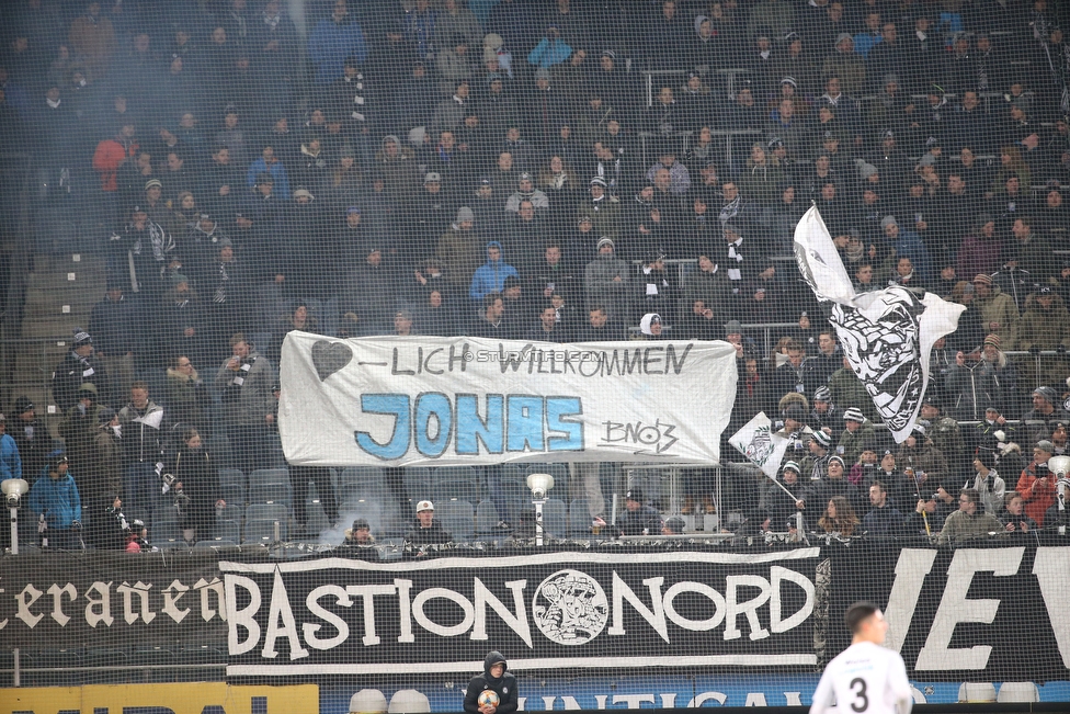 Sturm Graz - Admira Wacker
Oesterreichische Fussball Bundesliga, 18. Runde, SK Sturm Graz - FC Admira Wacker Moedling, Stadion Liebenau Graz, 15.12.2018. 

Foto zeigt Fans von Sturm mit einem Spruchband
