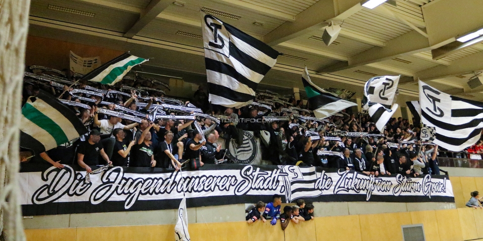 9. Sturm Nachwuchscup
SK Sturm Graz Nachwuchscup, ASVOE Halle Graz, 05.01.2019.

Foto zeigt Fans von Sturm
