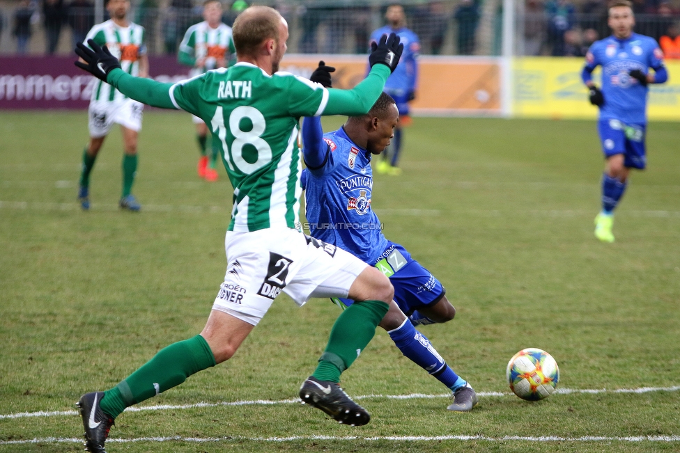 Mattersburg - Sturm Graz
Oesterreichische Fussball Bundesliga, 19. Runde, SV Mattersburg - SK Sturm Graz, Pappelstadion Mattersburg, 24.02.2019. 

Foto zeigt Lukas Rath (Mattersburg) und Michael John Lema (Sturm)
