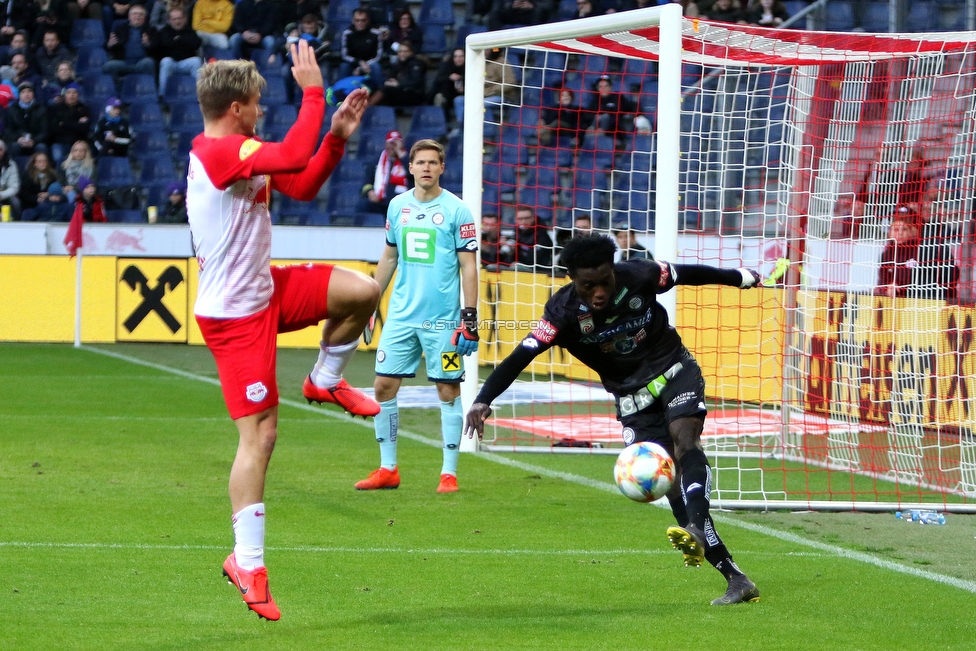 RB Salzburg - Sturm Graz
Oesterreichische Fussball Bundesliga, 21. Runde, FC RB Salzburg - SK Sturm Graz, Stadion Wals-Siezenheim, 10.03.2019. 

Foto zeigt Joerg Siebenhandl (Sturm) und Michael John Lema (Sturm)
