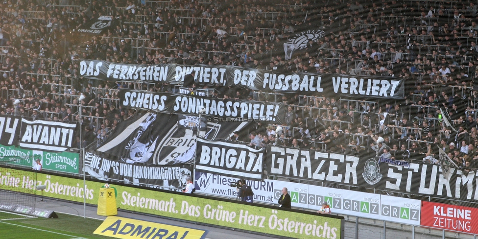 Sturm Graz - Austria Wien
Oesterreichische Fussball Bundesliga, 22. Runde, SK Sturm Graz - FK Austria Wien, Stadion Liebenau Graz, 17.03.2019. 

Foto zeigt Fans von Sturm mit einem Spruchband
Schlüsselwörter: protest