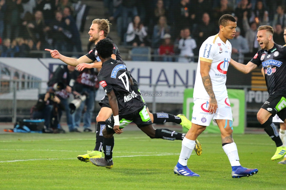 Sturm Graz - Austria Wien
Oesterreichische Fussball Bundesliga, 22. Runde, SK Sturm Graz - FK Austria Wien, Stadion Liebenau Graz, 17.03.2019. 

Foto zeigt Lukas Grozurek (Sturm) und Gideon Mensah (Sturm)
Schlüsselwörter: torjubel