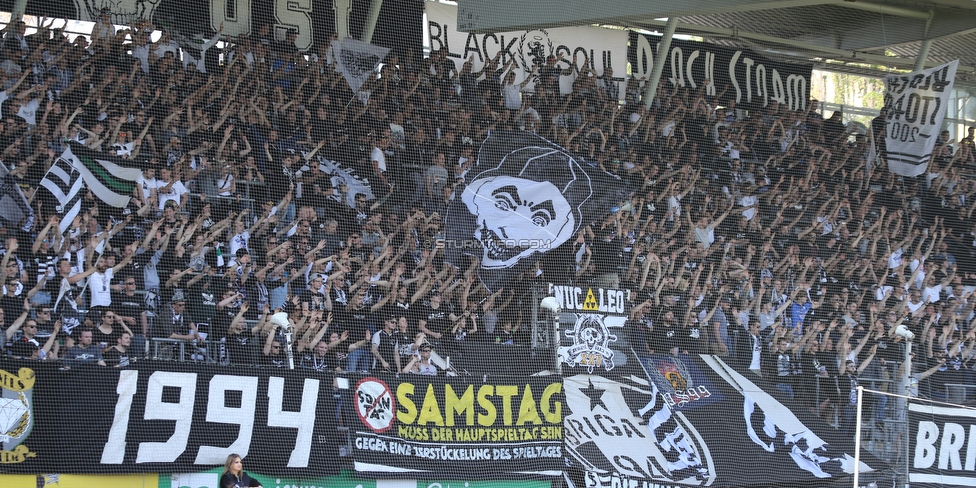 Sturm Graz - Wolfsberg
Oesterreichische Fussball Bundesliga, 26. Runde, SK Sturm Graz - Wolfsberger AC, Stadion Liebenau Graz, 21.04.2019. 

Foto zeigt Fans von Sturm
