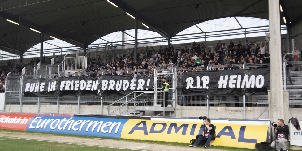 LASK - Sturm Graz
Oesterreichische Fussball Bundesliga, 27. Runde, LASK - SK Sturm Graz, Waldstadion Pasching, 24.04.2019. 

Foto zeigt Fans von Sturm mit einem Spruchband
