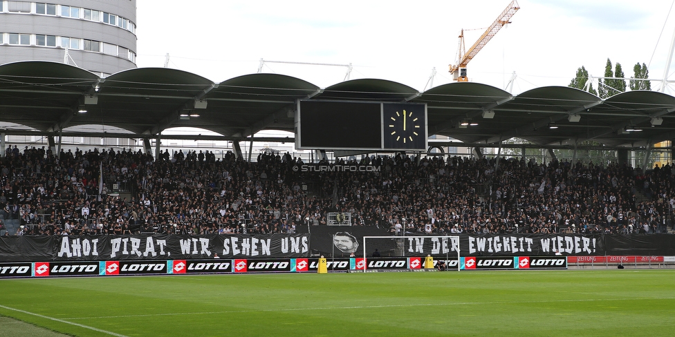 Sturm Graz - LASK
Oesterreichische Fussball Bundesliga, 28. Runde, SK Sturm Graz - LASK, Stadion Liebenau Graz, 28.04.2019. 

Foto zeigt den Trauerflor der Nordkurve
