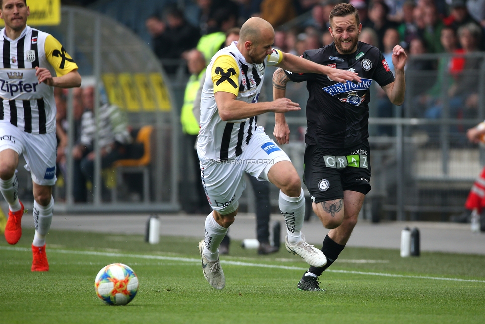 Sturm Graz - LASK
Oesterreichische Fussball Bundesliga, 28. Runde, SK Sturm Graz - LASK, Stadion Liebenau Graz, 28.04.2019. 

Foto zeigt Gernot Trauner (LASK) und Jakob Jantscher (Sturm)
