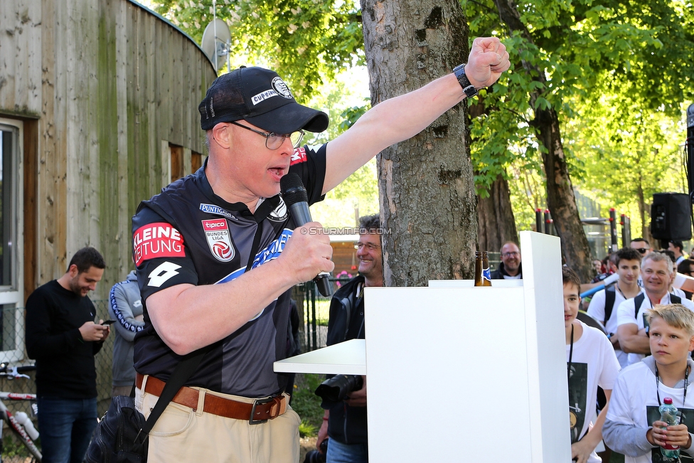 110 Jahre Sturm
110 Jahre SK Sturm Graz, Augarten Graz, 01.05.2019.

Foto zeigt einen Fan
