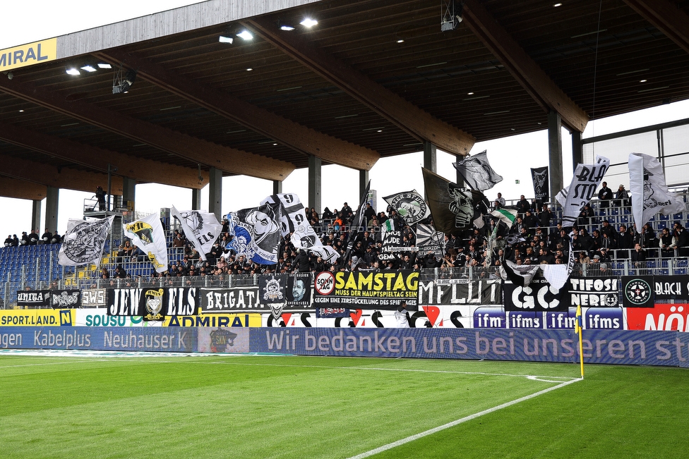 St. Poelten - Sturm Graz
Oesterreichische Fussball Bundesliga, 29. Runde, SKN St. Poelten - SK Sturm Graz, Arena St. Poelten, 05.05.2019. 

Foto zeigt Fans von Sturm
