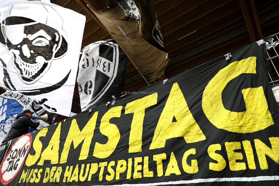 St. Poelten - Sturm Graz
Oesterreichische Fussball Bundesliga, 29. Runde, SKN St. Poelten - SK Sturm Graz, Arena St. Poelten, 05.05.2019. 

Foto zeigt Fans von Sturm
Schlüsselwörter: protest