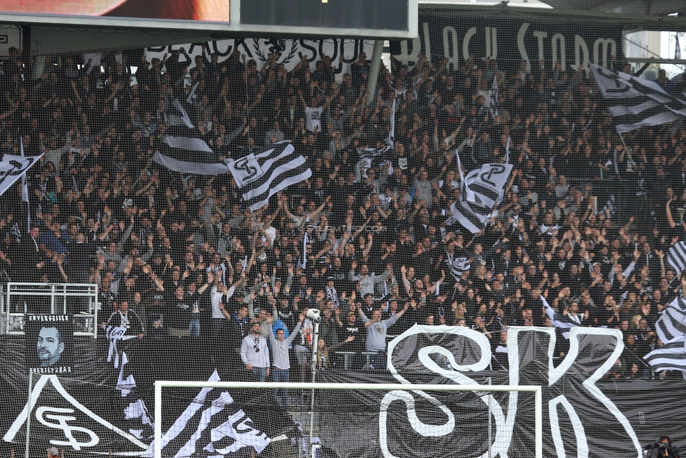 Sturm Graz - RB Salzburg
Oesterreichische Fussball Bundesliga, 31. Runde, SK Sturm Graz - FC RB Salzburg, Stadion Liebenau Graz, 19.05.2019. 

Foto zeigt Fans von Sturm
