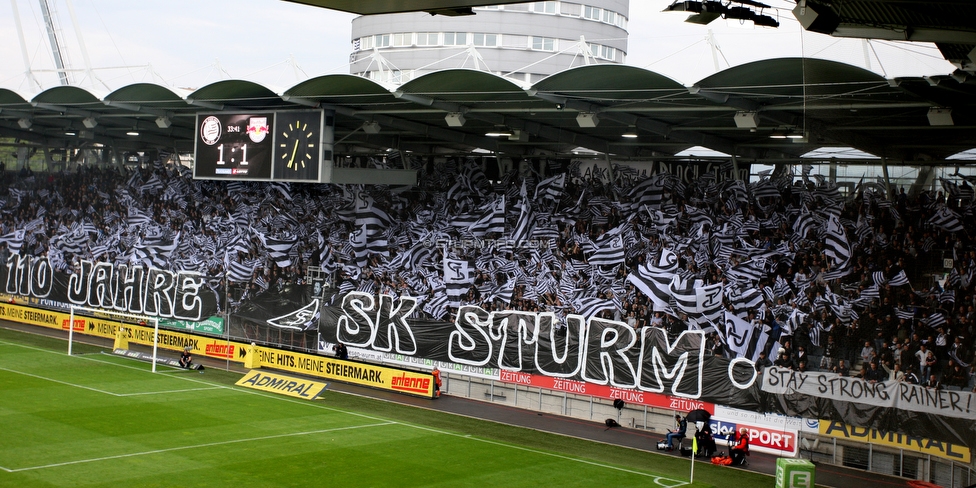 Sturm Graz - RB Salzburg
Oesterreichische Fussball Bundesliga, 31. Runde, SK Sturm Graz - FC RB Salzburg, Stadion Liebenau Graz, 19.05.2019. 

Foto zeigt Fans von Sturm
