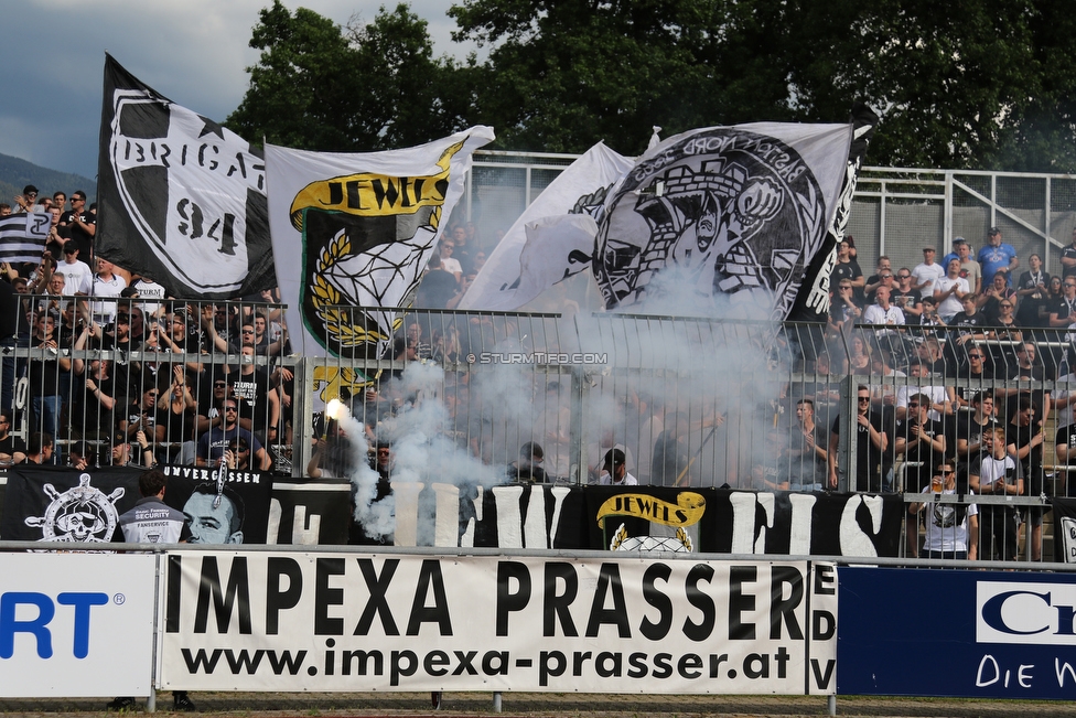 Wolfsberg - Sturm Graz
Oesterreichische Fussball Bundesliga, 32. Runde, Wolfsberger AC - SK Sturm Graz, Lavanttal Arena Wolfsberg, 26.05.2019. 

Foto zeigt Fans von Sturm
Schlüsselwörter: pyrotechnik