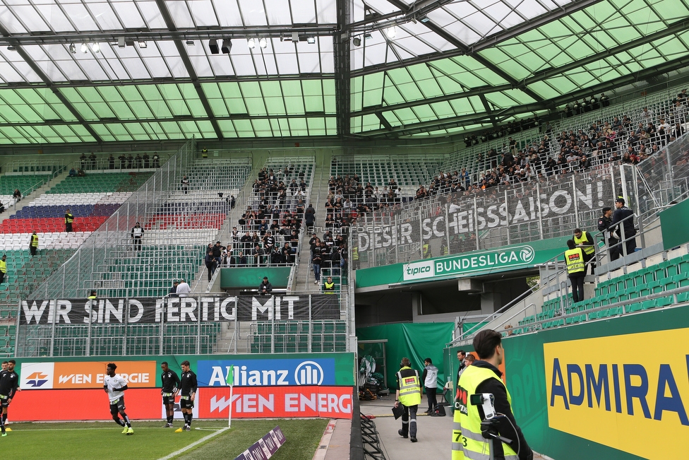 Rapid Wien - Sturm Graz
Oesterreichische Fussball Bundesliga, 34. Runde Europa League Play-Off, SK Rapid Wien - SK Sturm Graz, Weststadion Wien, 30.05.2019. 

Foto zeigt Fans von Sturm mit einem Spruchband
Schlüsselwörter: protest