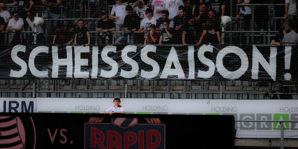 Sturm Graz - Rapid Wien
Oesterreichische Fussball Bundesliga, 35. Runde Europa League Play-Off, SK Sturm Graz - SK Rapid Wien, Stadion Liebenau Graz, 02.06.2019. 

Foto zeigt Fans von Sturm mit einem Spruchband
Schlüsselwörter: protest