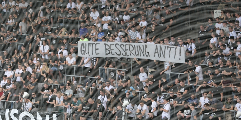 Sturm Graz - Rapid Wien
Oesterreichische Fussball Bundesliga, 35. Runde Europa League Play-Off, SK Sturm Graz - SK Rapid Wien, Stadion Liebenau Graz, 02.06.2019. 

Foto zeigt Fans von Sturm mit einem Spruchband
