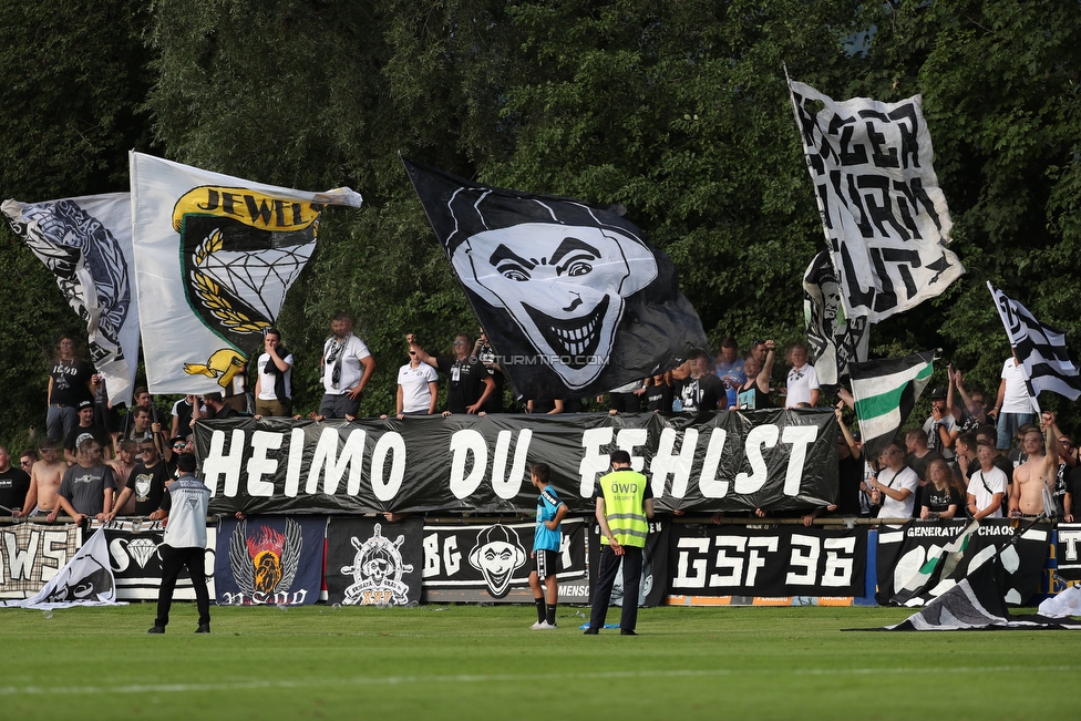 Anif - Sturm Graz
OEFB Cup, 1. Runde, USK Anif - SK Sturm Graz, Sportzentrum Anif, 19.07.2019. 

Foto zeigt Fans von Sturm mit einem Spruchband
