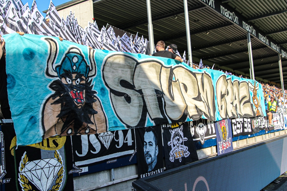 Haugesund - Sturm Graz
UEFA Europa League Qualifikation 2. Runde, FK Haugesund - SK Sturm Graz, Haugesund Stadion, 25.07.2019. 

Foto zeigt Fans von Sturm mit einer Choreografie
