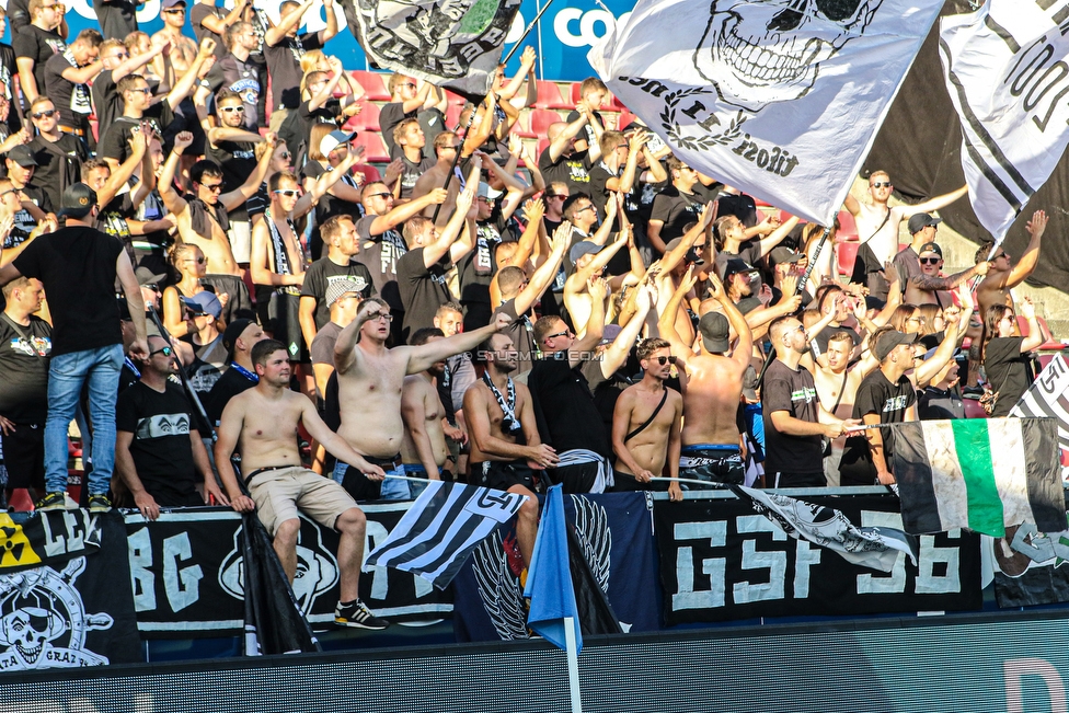 Haugesund - Sturm Graz
UEFA Europa League Qualifikation 2. Runde, FK Haugesund - SK Sturm Graz, Haugesund Stadion, 25.07.2019. 

Foto zeigt Fans von Sturm
