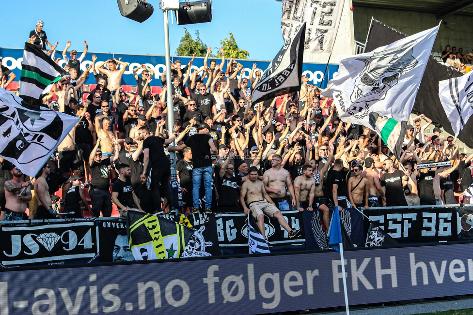 Haugesund - Sturm Graz
UEFA Europa League Qualifikation 2. Runde, FK Haugesund - SK Sturm Graz, Haugesund Stadion, 25.07.2019. 

Foto zeigt Fans von Sturm
