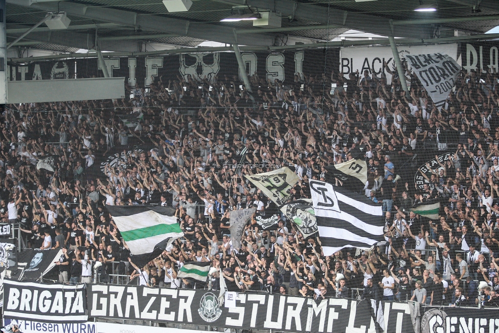 Oesterreichische Fussball Bundesliga, 1. Runde, SK Sturm Graz - SKN St. Poelten, Stadion Liebenau Graz, 28.07.2019. 

Foto zeigt Fans von Sturm
