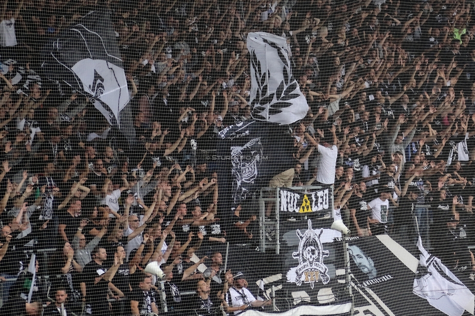 Oesterreichische Fussball Bundesliga, 1. Runde, SK Sturm Graz - SKN St. Poelten, Stadion Liebenau Graz, 28.07.2019. 

Foto zeigt Fans von Sturm
