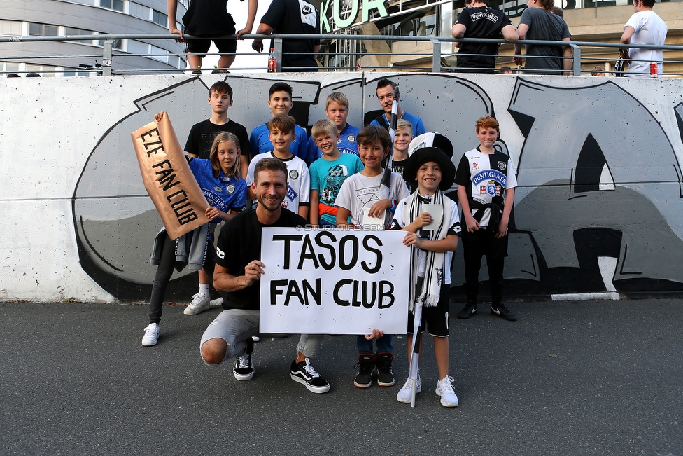 Sturm Graz - Haugesund
UEFA Europa League Qualifikation 2 Runde, SK Sturm Graz - FK Haugesund, Stadion Liebenau Graz, 01.08.2019. 

Foto zeigt Fans von Sturm
