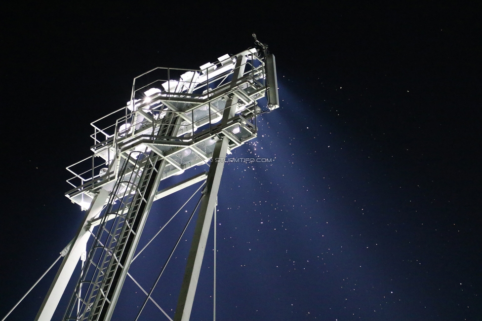 Sturm Graz - Haugesund
UEFA Europa League Qualifikation 2 Runde, SK Sturm Graz - FK Haugesund, Stadion Liebenau Graz, 01.08.2019. 

Foto zeigt ein Feature mit einen Flutlichtmasten
