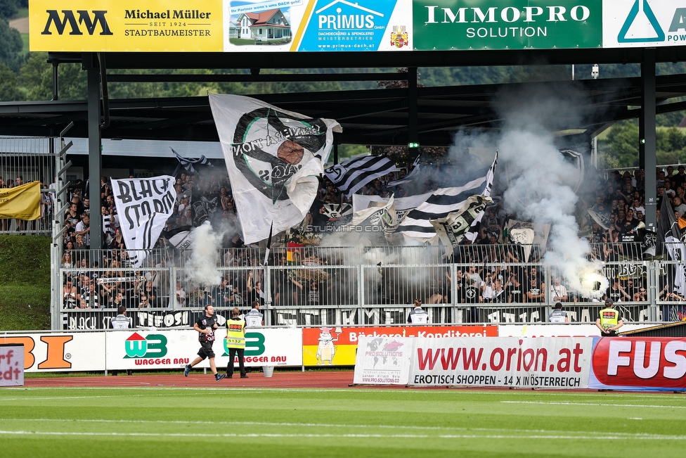 Wolfsberg - Sturm Graz
Oesterreichische Fussball Bundesliga, 2. Runde, Wolfsberger AC - SK Sturm Graz, Lavanttal Arena Wolfsberg, 04.08.2019. 

Foto zeigt Fans von Sturm
Schlüsselwörter: pyrotechnik