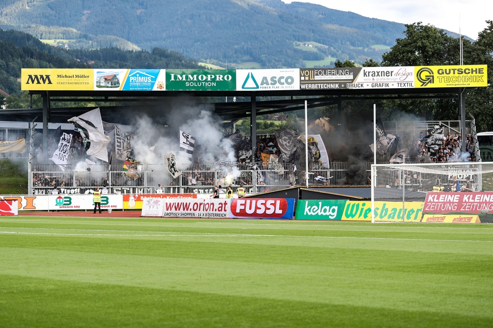 Wolfsberg - Sturm Graz
Oesterreichische Fussball Bundesliga, 2. Runde, Wolfsberger AC - SK Sturm Graz, Lavanttal Arena Wolfsberg, 04.08.2019. 

Foto zeigt Fans von Sturm
Schlüsselwörter: pyrotechnik