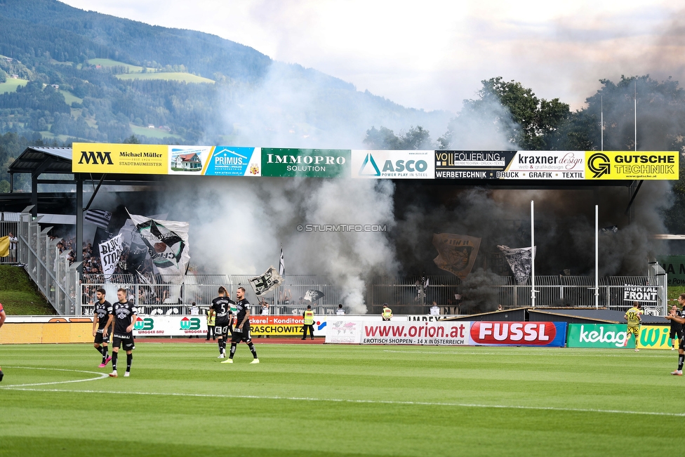 Wolfsberg - Sturm Graz
Oesterreichische Fussball Bundesliga, 2. Runde, Wolfsberger AC - SK Sturm Graz, Lavanttal Arena Wolfsberg, 04.08.2019. 

Foto zeigt Fans von Sturm
Schlüsselwörter: pyrotechnik