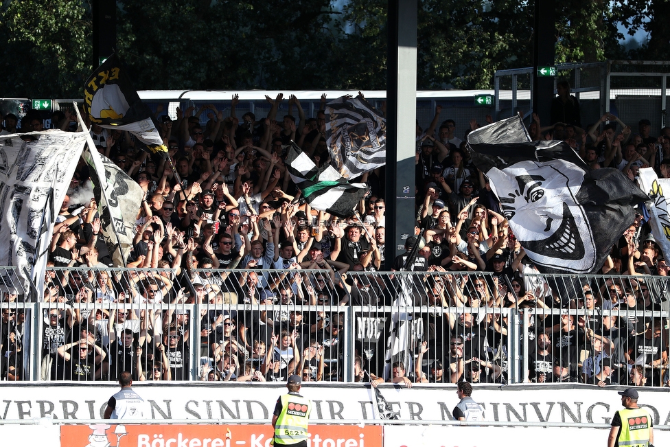 Wolfsberg - Sturm Graz
Oesterreichische Fussball Bundesliga, 2. Runde, Wolfsberger AC - SK Sturm Graz, Lavanttal Arena Wolfsberg, 04.08.2019. 

Foto zeigt Fans von Sturm
