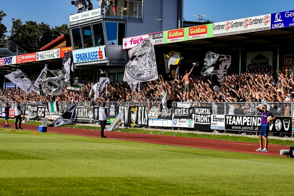 Hartberg - Sturm Graz
Oesterreichische Fussball Bundesliga, 3. Runde, TSV Hartberg - SK Sturm Graz, Stadion Hartberg, 1108.2019. 

Foto zeigt Fans von Sturm
