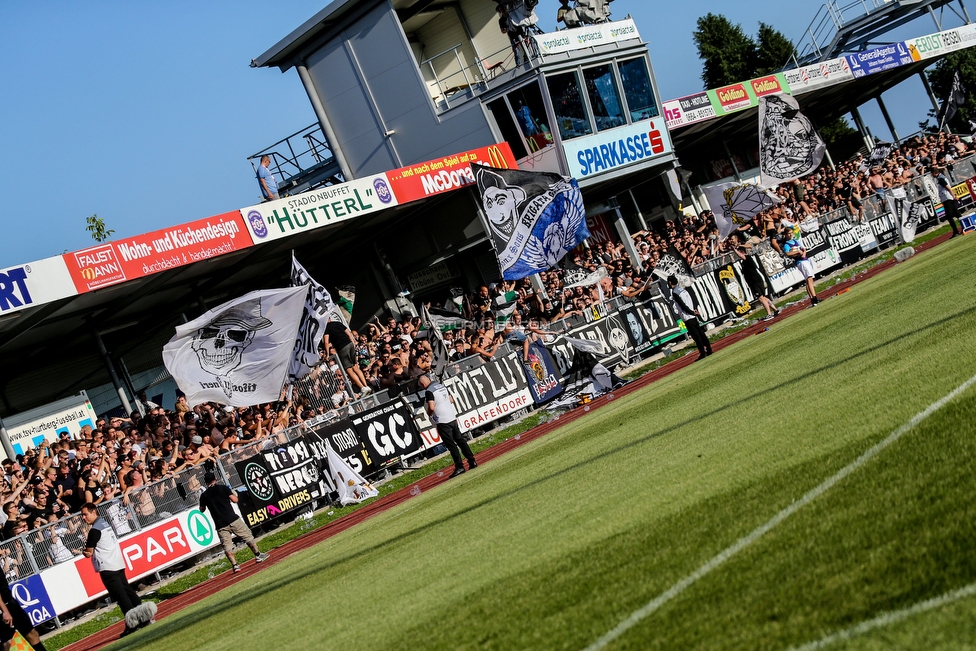 Hartberg - Sturm Graz
Oesterreichische Fussball Bundesliga, 3. Runde, TSV Hartberg - SK Sturm Graz, Stadion Hartberg, 1108.2019. 

Foto zeigt Fans von Sturm
