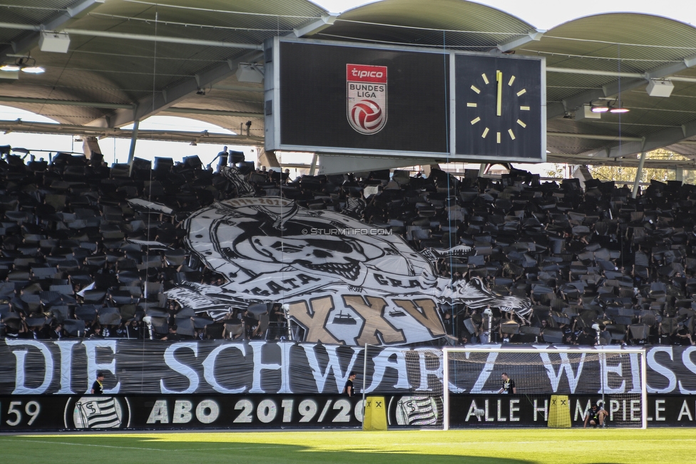 Sturm Graz - Rapid Wien
Oesterreichische Fussball Bundesliga, 4. Runde, SK Sturm Graz - SK Rapid Wien, Stadion Liebenau Graz, 18.08.2019. 

Foto zeigt Fans von Sturm mit einer Choreografie
