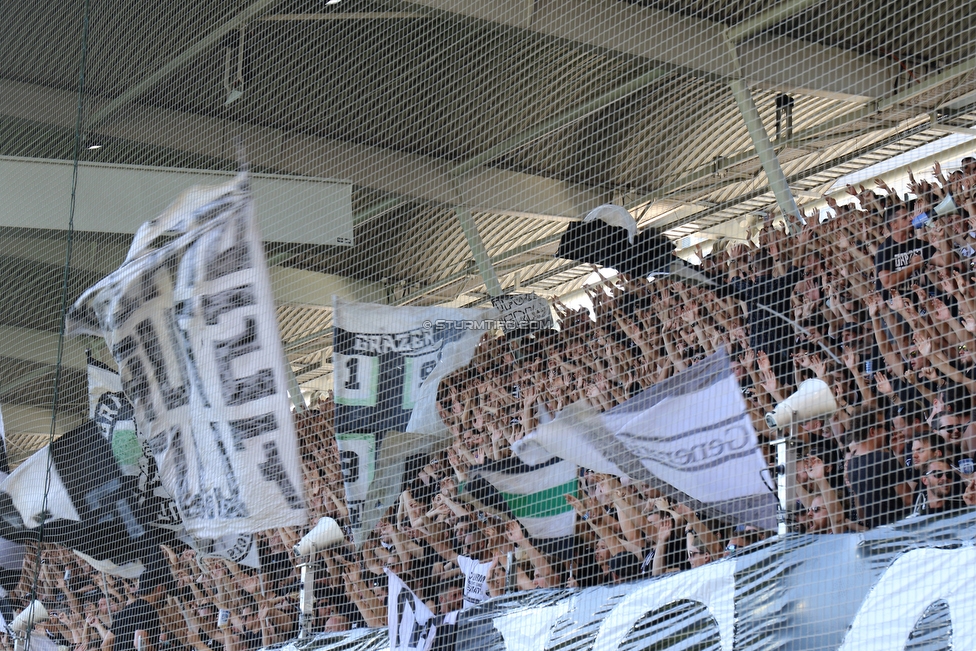 Sturm Graz - Rapid Wien
Oesterreichische Fussball Bundesliga, 4. Runde, SK Sturm Graz - SK Rapid Wien, Stadion Liebenau Graz, 18.08.2019. 

Foto zeigt Fans von Sturm
