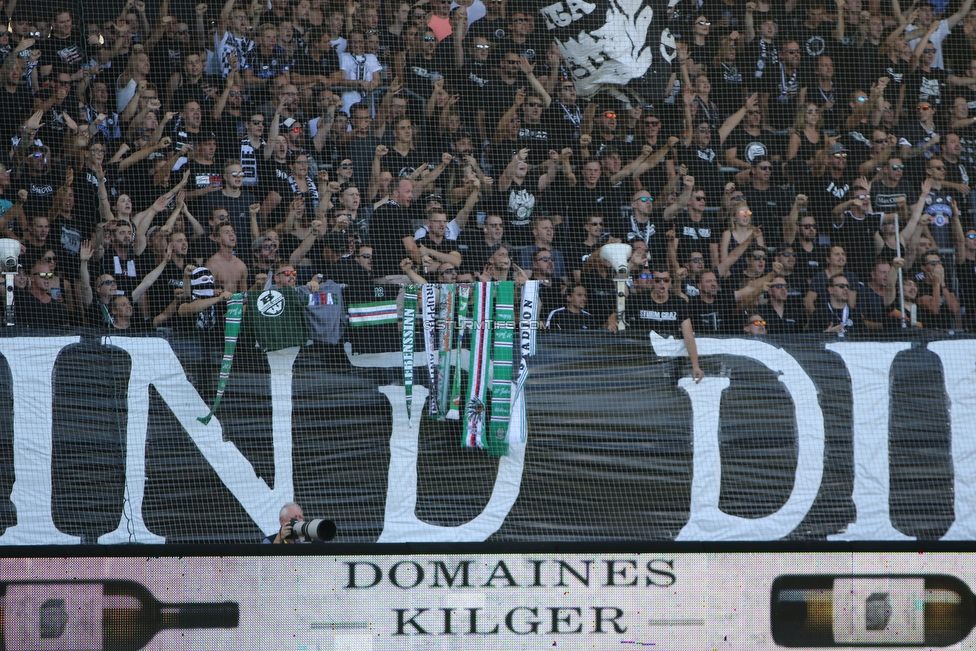 Sturm Graz - Rapid Wien
Oesterreichische Fussball Bundesliga, 4. Runde, SK Sturm Graz - SK Rapid Wien, Stadion Liebenau Graz, 18.08.2019. 

Foto zeigt Fans von Sturm mit einer Choreografie
